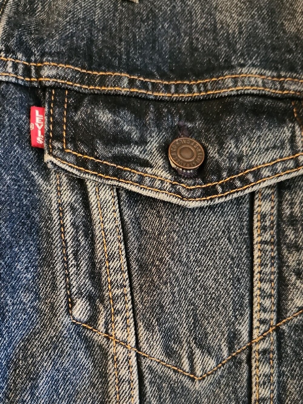 Levi's Denim Jacket - Picture 2 of 10